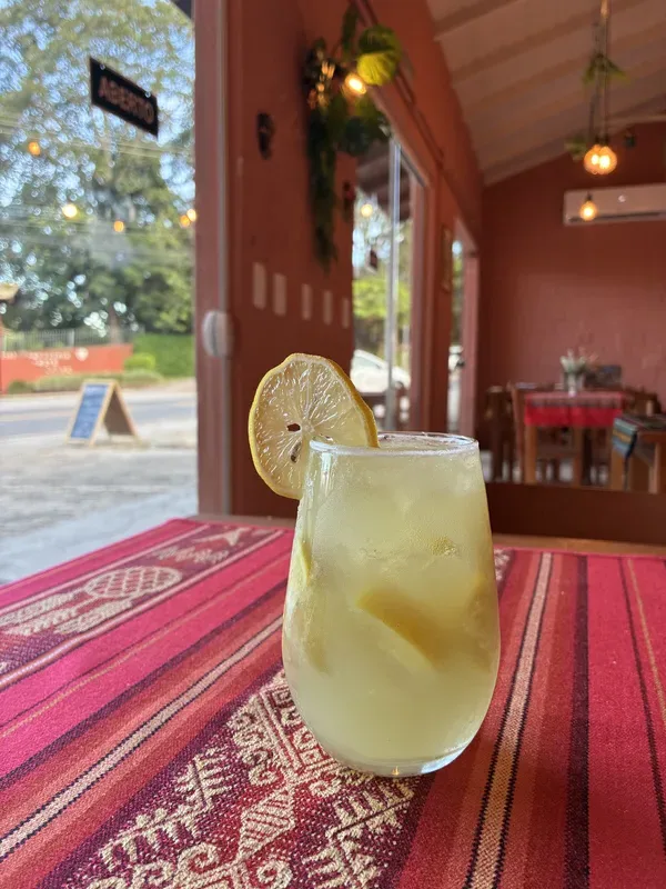 Manzana y Limon